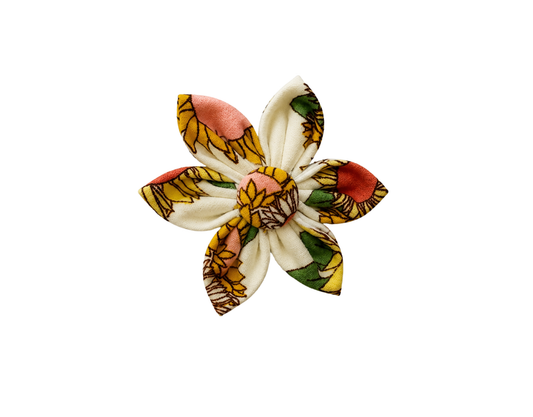 Golden Bloom Collar Flower